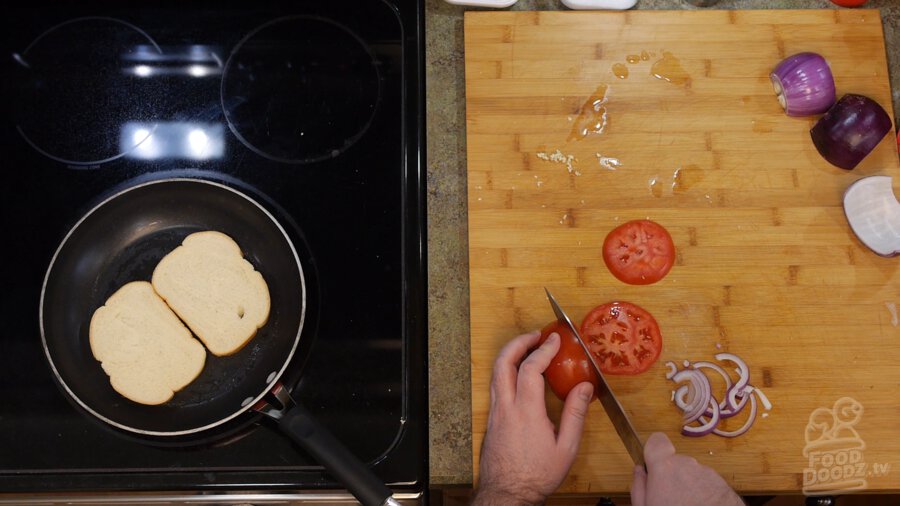 Slicing tomato