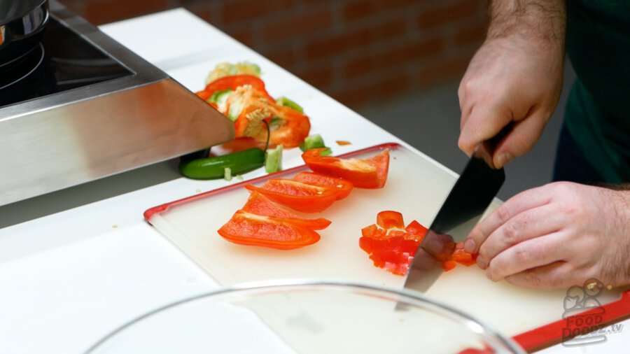 Cutting up bell peppers