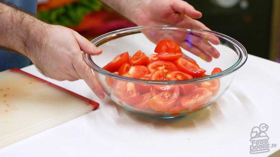 A new layer of tomatoes