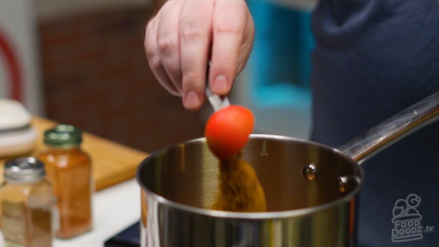 Adding curry powder to roux